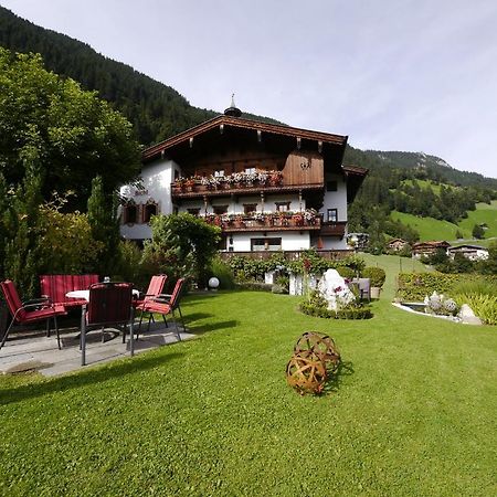 Haus Bichl Apartment Finkenberg Bagian luar foto
