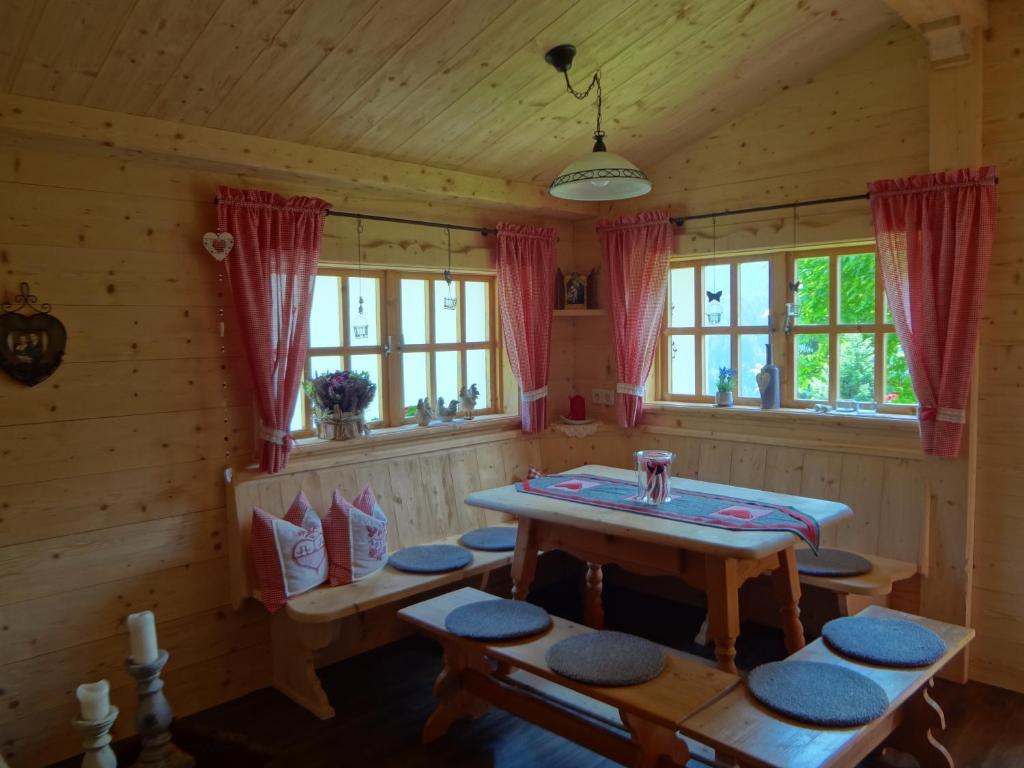 Haus Bichl Apartment Finkenberg Bagian luar foto
